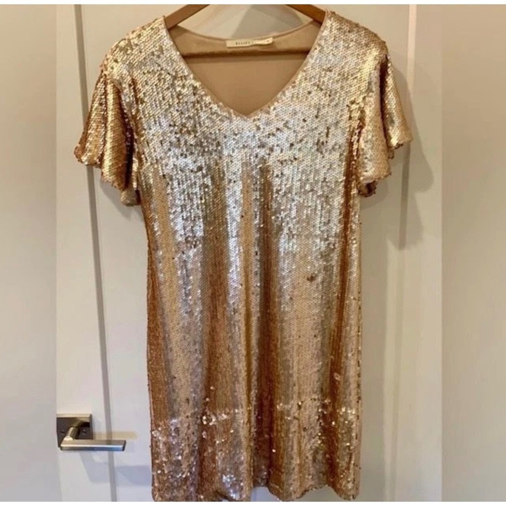 Ellison Rose Gold Sequin V-Neck Flutter Sleeve Mini Shift Dress medium